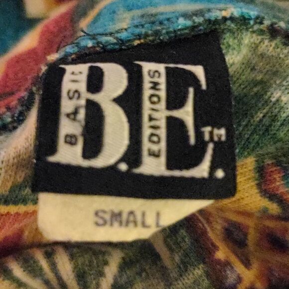 Basic Editions Women's vintage graphic print top or dress size small - Picture 2 of 8